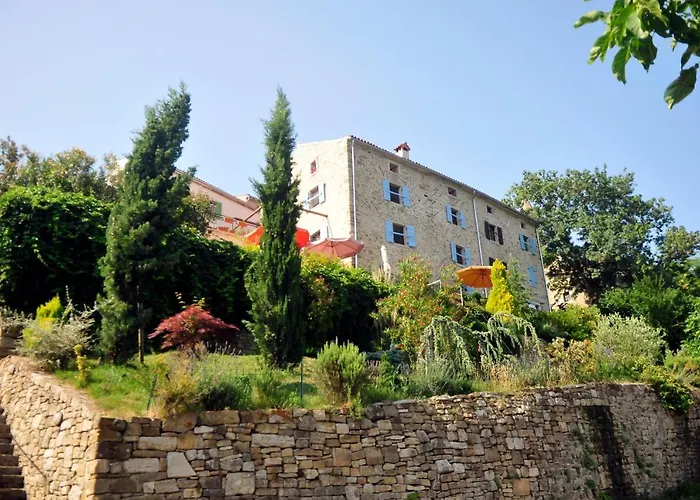 Ruine-motovun Kh * Motovun